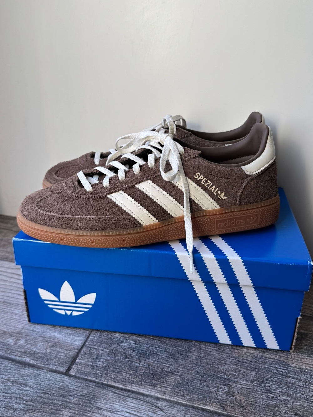 Addidas Chocolate Brown Suede Spezial Sneakers size 8 - Picture 8 of 10